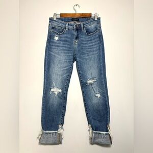 JUDY BLUE Straight Fit Cuffed Distressed Cropped jeans Women’s Size 7/28 JB82107